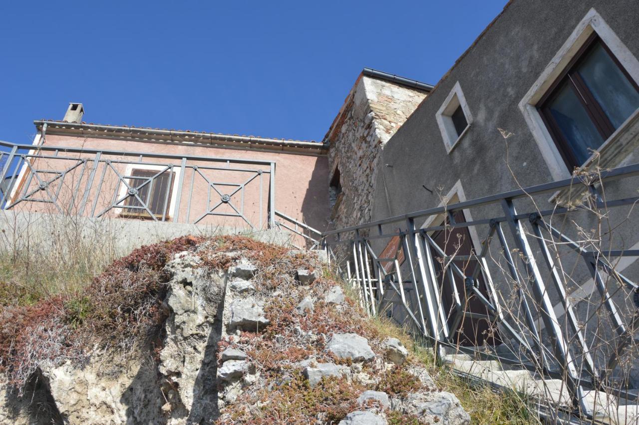 Hotel Il Castello Viggiano Esterno foto